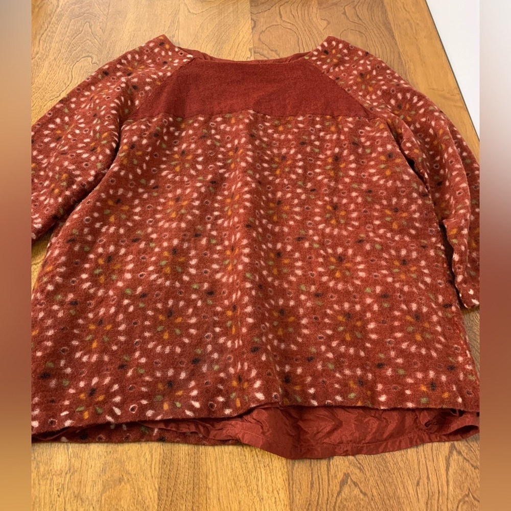 Women's Rust Floral Raglan Knit Sweater - Picture 3 of 11